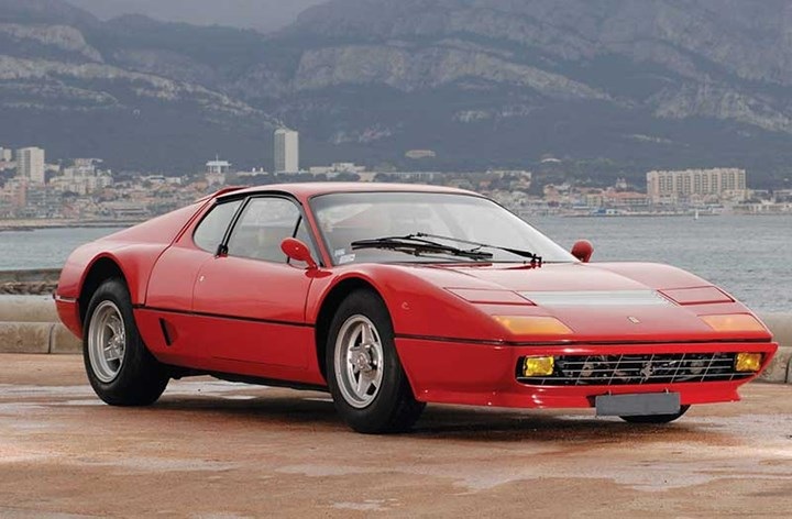 1979 - 1979: Lại một lần nữa, Lamborghini lại mất ngôi quán quân vào tay Ferrari, 281 km/h là vận tốc tối đa mà chiếc GTB4 Berlinetta Boxer đạt được.