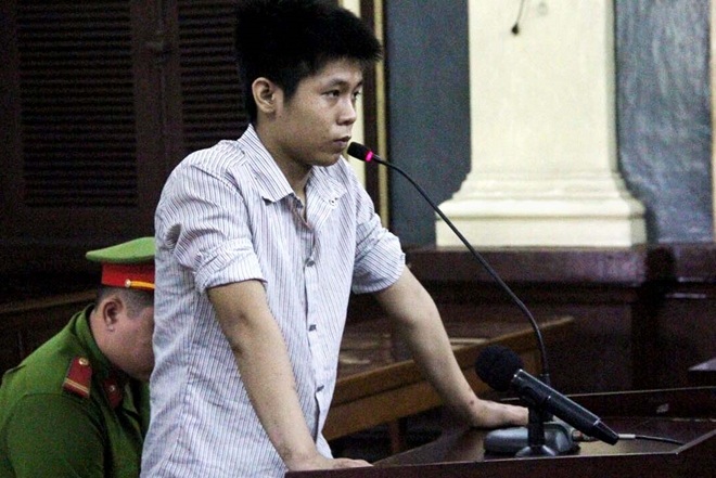 Hung thủ Nguyễn Hữu Tình khai báo trước tòa