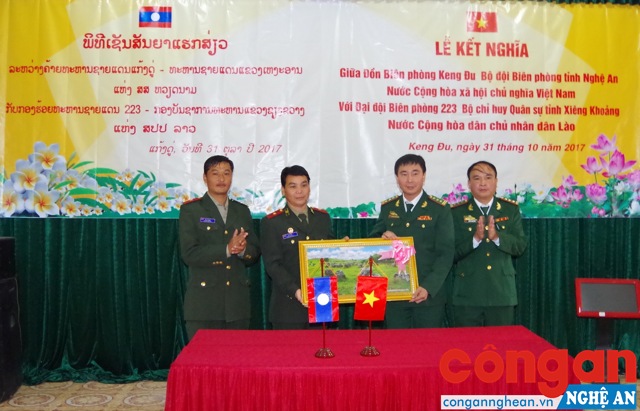 Đồn Biên phòng Keng Đu (BĐBP Nghệ An) kết nghĩa với Đại đội Biên phòng 223, Bộ chỉ huy Quân sự tỉnh Xiêng Khoảng (Lào)