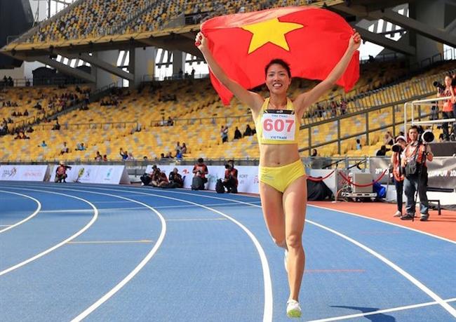 Niềm vui của Thu Thảo khi giành chiếc HCV đầu tiên ở Asian Games cho điền kinh Việt Nam