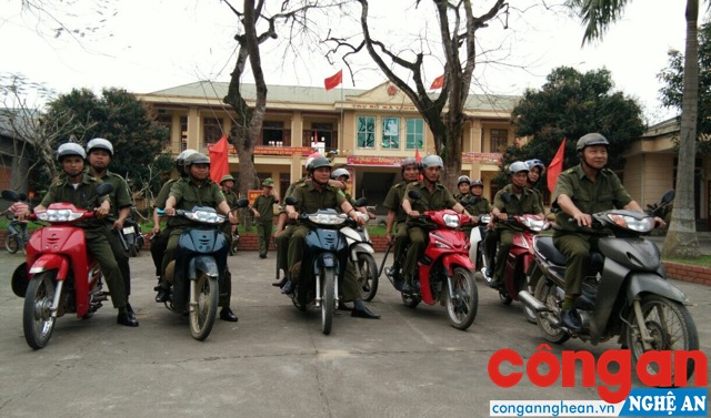 Ban Công an xã Lĩnh Sơn lên đường tuần tra đảm bảo ANTT tại cơ sở