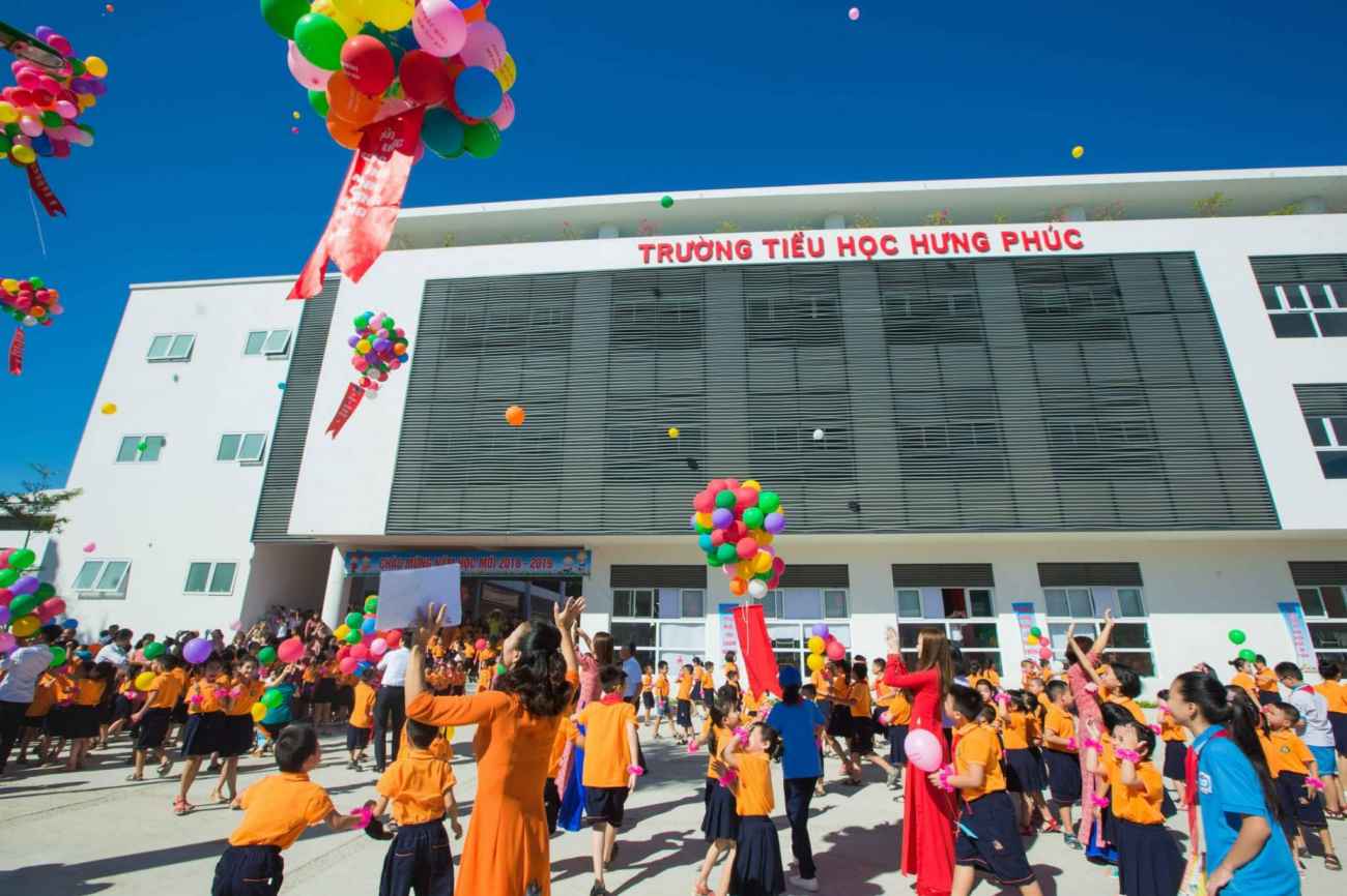 Trường Tiểu học Hưng Phúc được đánh giá là trưởng tiểu học có cơ sở vật chất hiện địa nhất Nghệ An 