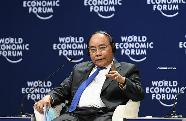 Thủ tướng Nguyễn Xuân Phúc phát biểu tại phiên thảo luận. Ảnh: VGP/Quang Hiếu