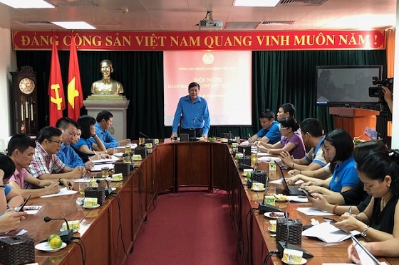 Phó Chủ tịch Tổng LĐLĐ Việt Nam Trần Thanh Hải phát biểu tại buổi giao ban báo chí - Ảnh: Minh Châu