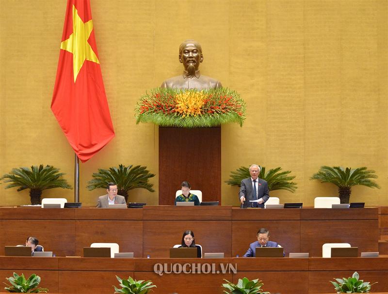 Phó Chủ tịch Quốc Uông Chu Lưu điều hành nội dung thảo luận dự án Luật Thi hành án hình sự (sửa đổi)