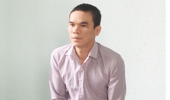 Đối tượng Trần Thanh Dũng tại Công an huyện Thủ Thừa, tỉnh Long An.