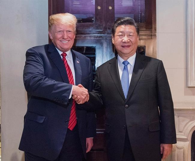 Tổng thống Donald Trump (trái) và Chủ tịch Tập Cận Bình.