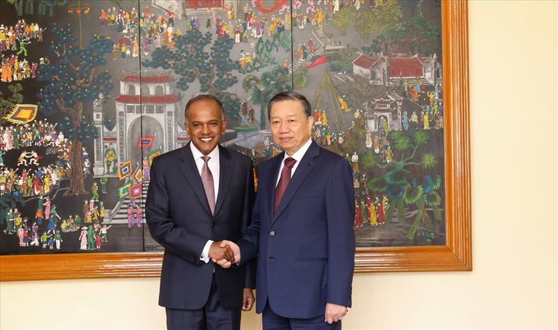Bộ trưởng Tô Lâm; Ngài K. Shanmugam, Bộ trưởng Bộ Nội vụ kiêm Bộ trưởng Bộ Pháp luật Singapore.