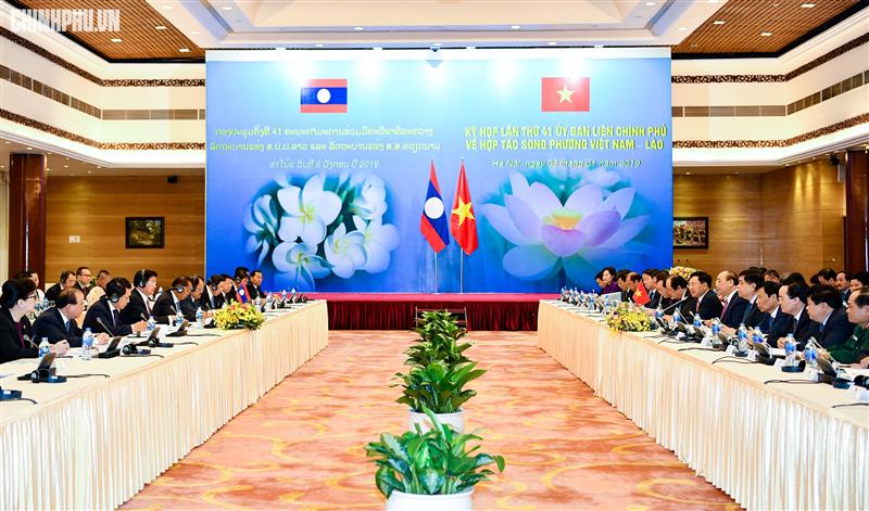 Phiên họp Ủy ban Liên Chính phủ Việt Nam - Lào diễn ra sáng 6/1 tại Hà Nội, nhằm đánh giá các nhiệm vụ hợp tác đã đề ra tại các kỳ họp trước. Ảnh VGP/Quang Hiếu
