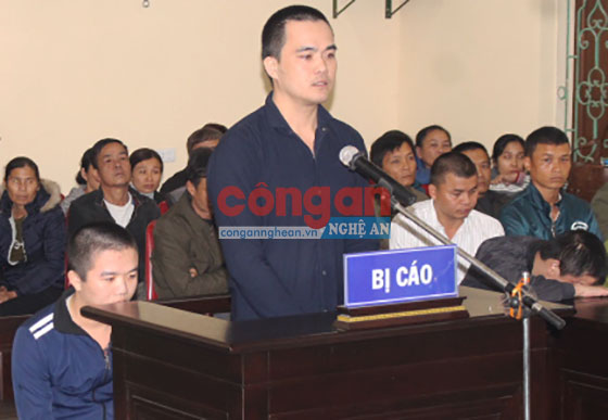 Phiên tòa xét xử Vi Văn May và Vi Văn Thuận