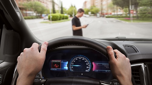 Các công nghệ mới được trang bị trên xe sẽ cải thiện mức độ an toàn cho tất cả các tài xế, và đặc biệt hữu ích cho những tài xế cao tuổi. 