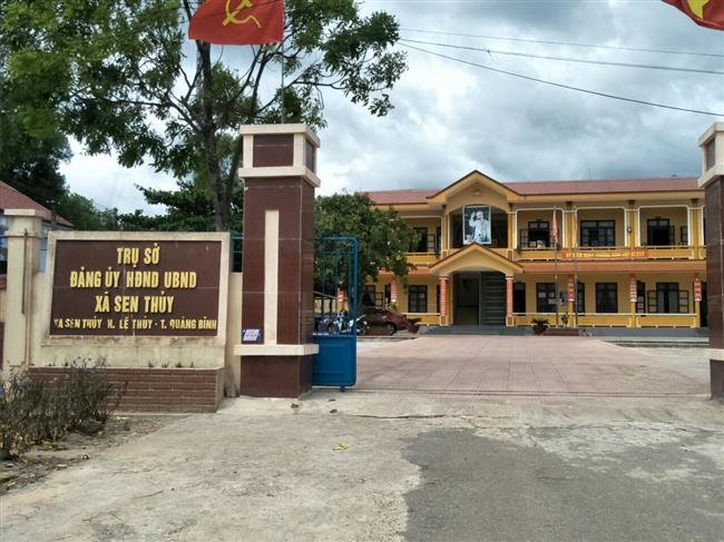 Trụ sở UBND xã Sen Thủy nơi xảy ra vụ trộm