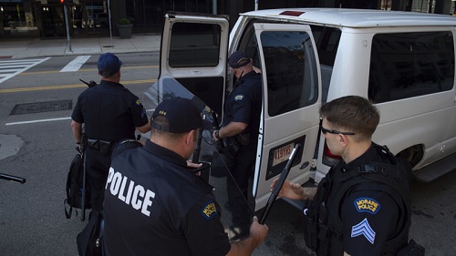 Cảnh sát được triển khai đến Dayton, Ohio. Ảnh: RT.