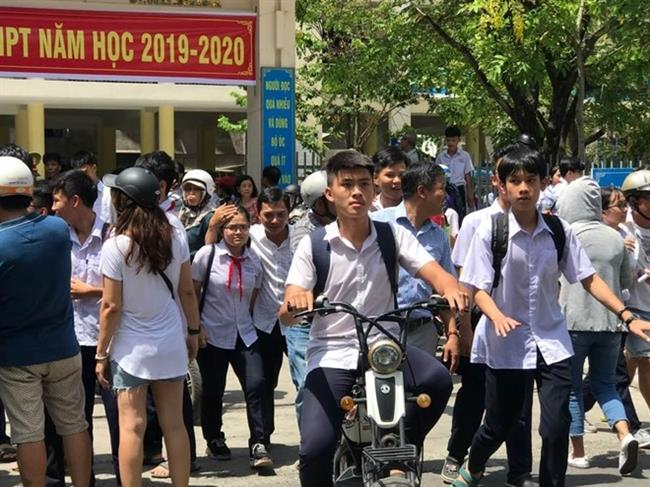 Ngành GD-ĐT TP. Đà Nẵng nghiêm cấm các cơ sở, trường học động viên phụ huynh, học sinh mua bảo hiểm có tính thương mại.