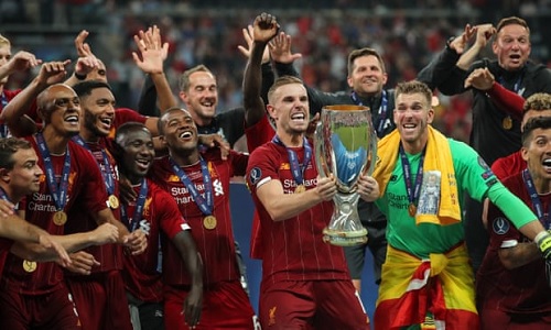 Liverpool đã có danh hiệu đầu tiên ở mùa giải mới. (Ảnh: guardian.co.uk)
