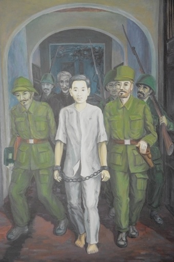 Đồng chí Hoàng Văn Thụ bị thực dân Pháp giải từ Nhà tù Hỏa Lò ra pháp trường ngày 24/5/1944 – Nguồn: Di tích Nhà tù Hỏa Lò.