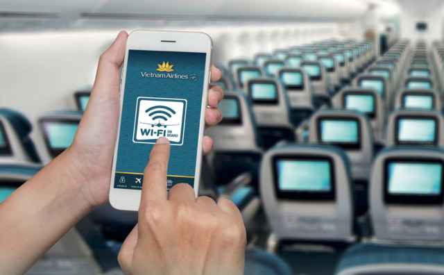 Đi máy bay dùng wifi sẽ dần phổ biến
