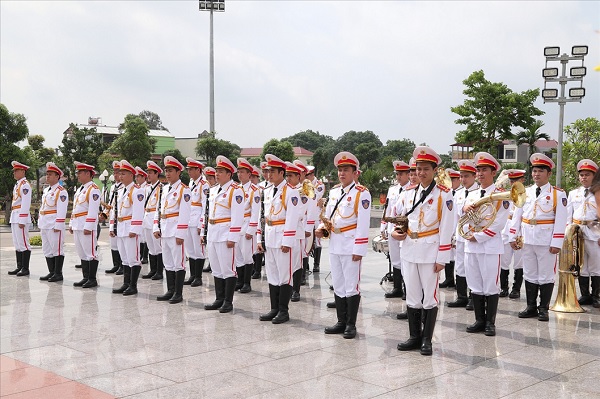 Đội Nhạc lễ - Đoàn Nghi lễ Công an nhân dân luôn âm thầm đóng góp vào thành công chung của các sự kiện lớn trong lực lượng Công an nhân dân.
