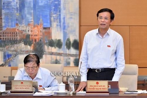 Tổng Thư ký, Chủ nhiệm Văn phòng Quốc hội Nguyễn Hạnh Phúc phát biểu tại cuộc họp. (Nguồn: Quochoi.vn)
