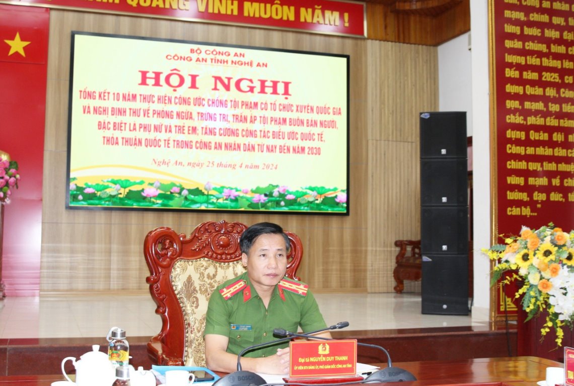 Đồng chí Đại tá Nguyễn Duy Thanh, Phó Giám đốc Công an tỉnh chủ trì Hội nghị tại điểm cầu Công an tỉnh Nghệ An